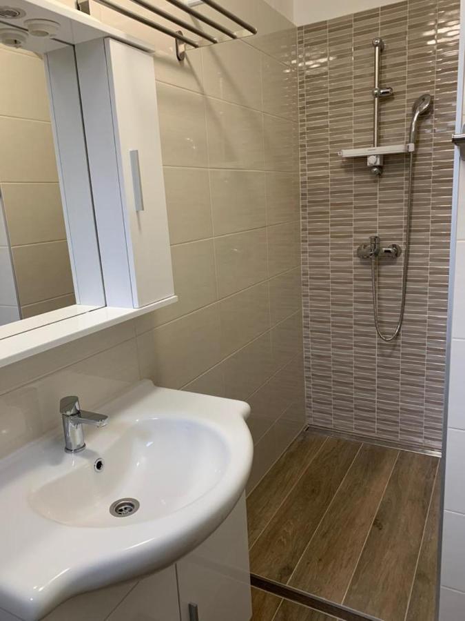 Korta Adria Apartment Drage Bagian luar foto